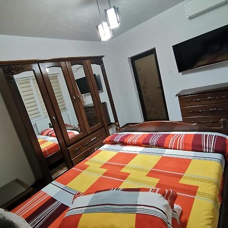 Apartament Central Băile Herculane Buitenkant foto
