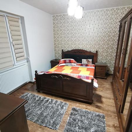 Apartament Central Băile Herculane Buitenkant foto